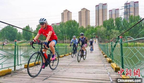 9游会天津：“城市骑行”热度高 “骑行友好”环境加速打造(图2)